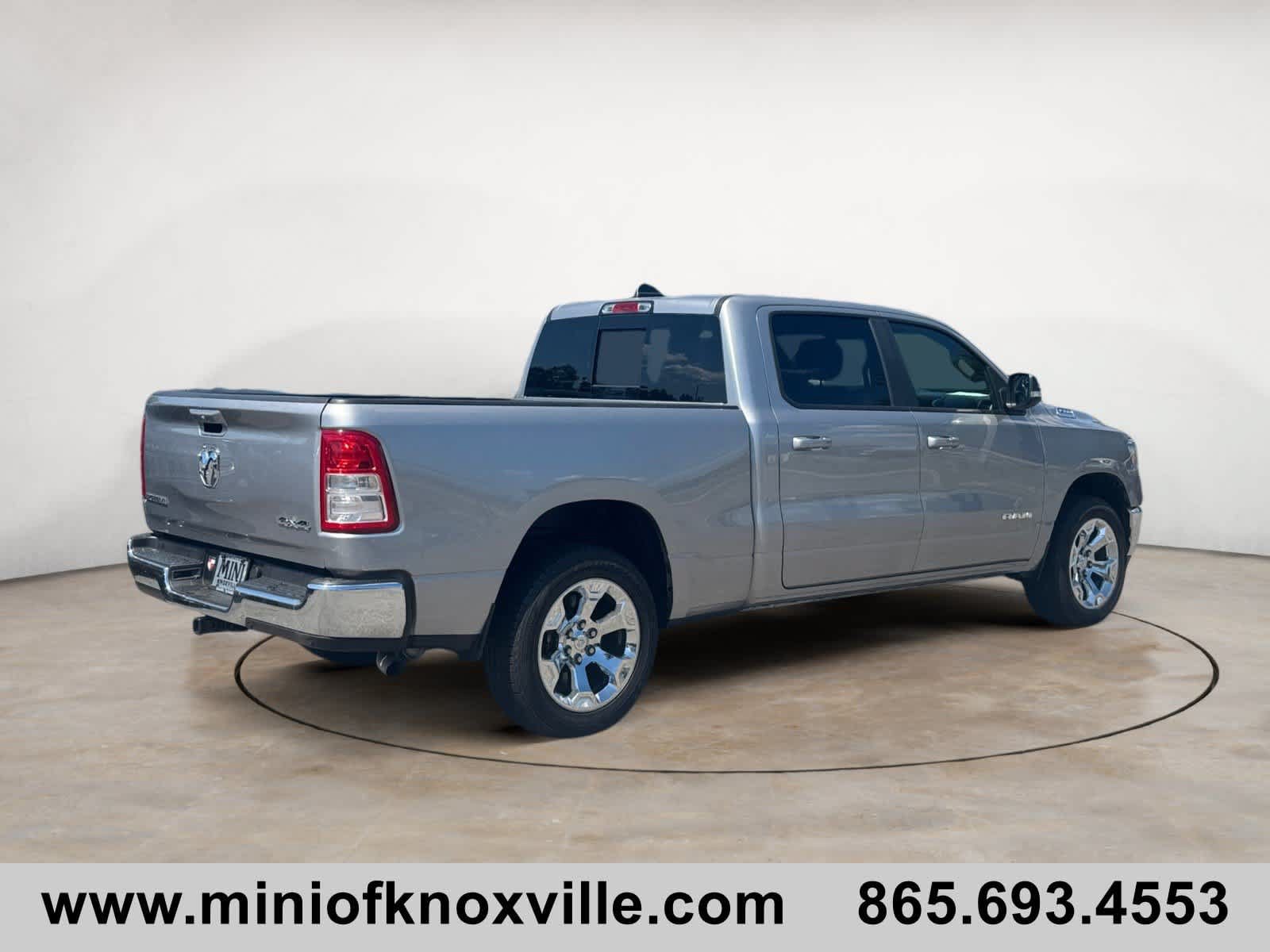 Used 2022 RAM 1500 Big Horn AWD/4WD image 3