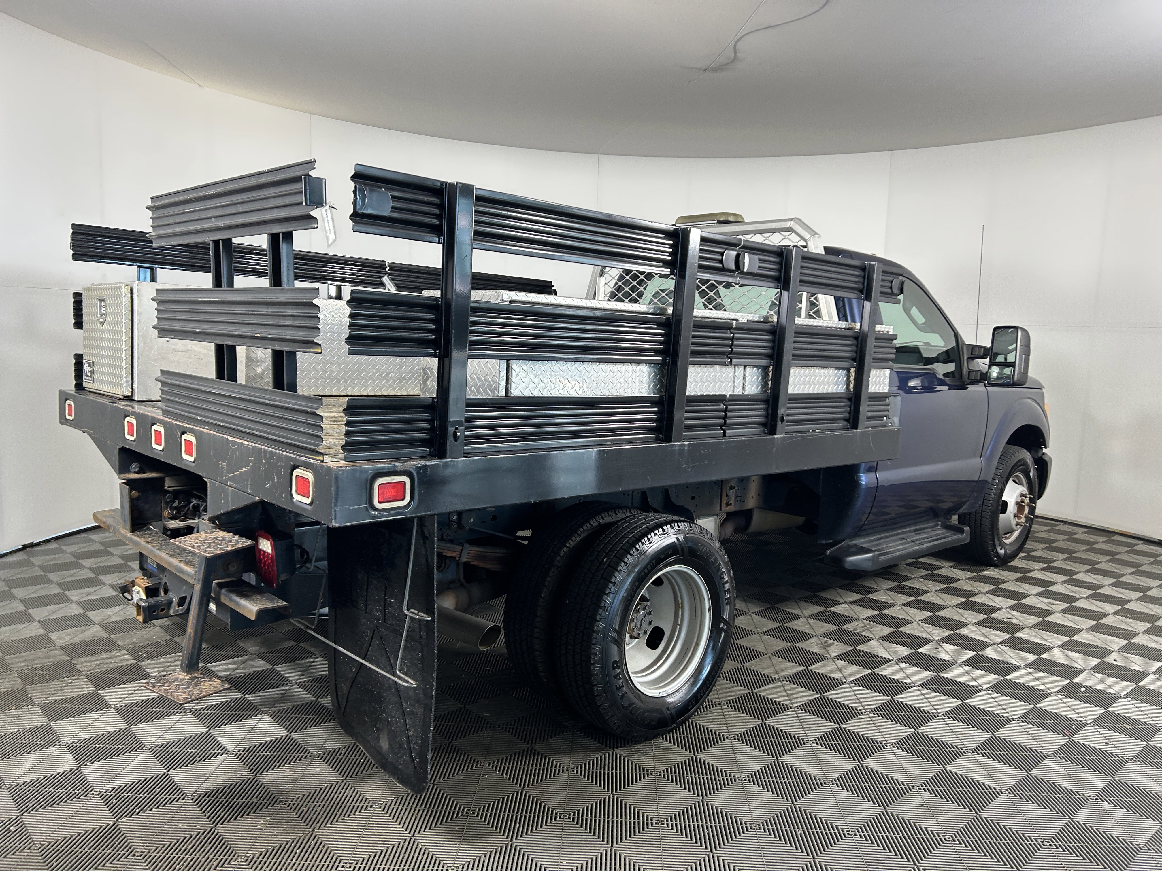 Used 2016 Ford F350 XL image 4