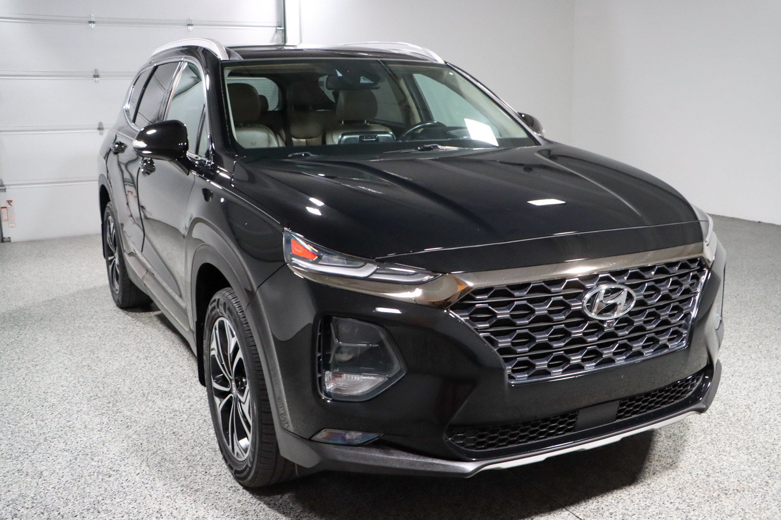 Used 2020 Hyundai Santa Fe Limited FWD image 5