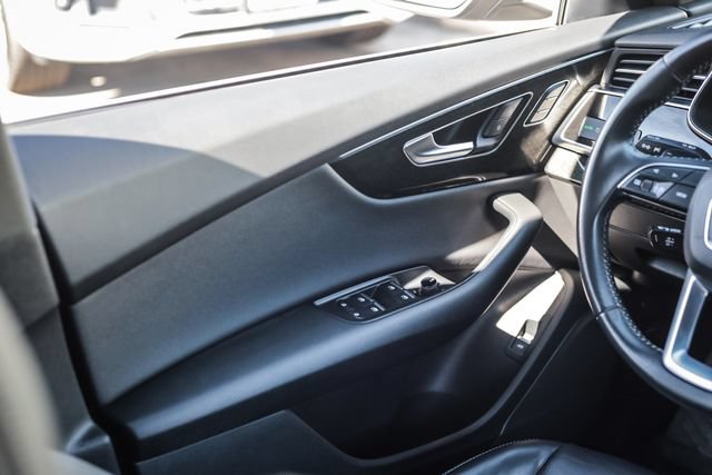 Used 2019 Audi Q8 Premium w/ Convenience Package AWD/4WD image 37