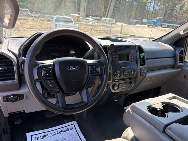 Used 2017 Ford F550 4x4 Regular Cab Super Duty image 15
