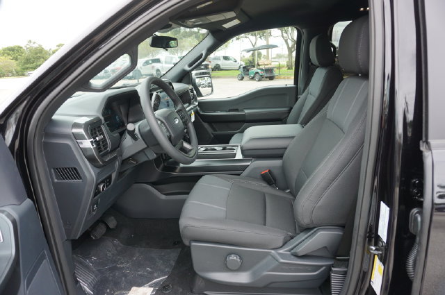 New 2026 Ford F150 STX w/ Equipment Group 200A RWD image 17