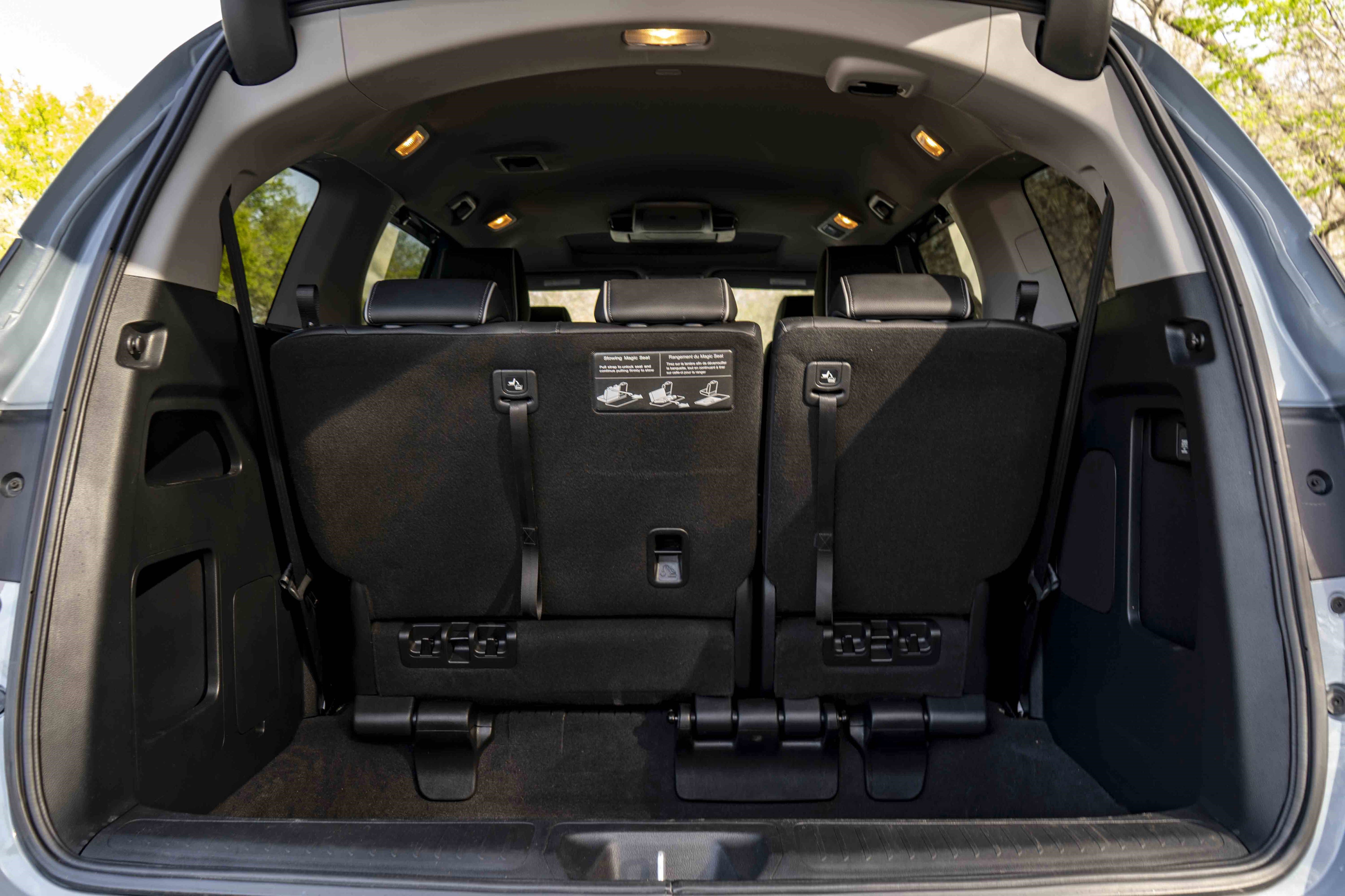 Used 2024 Honda Odyssey Elite image 45