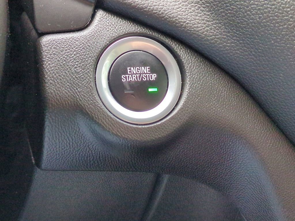 Used 2022 Chevrolet Equinox LT image 29