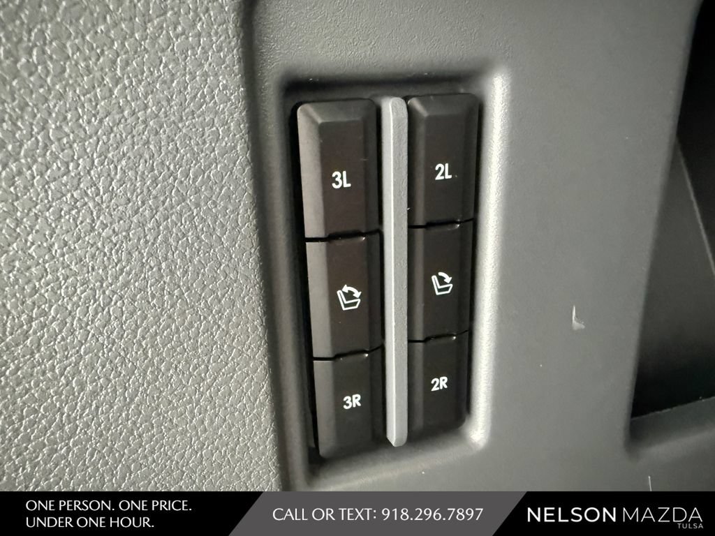 Used 2020 Lincoln Navigator Reserve w/ Luxury Package AWD/4WD image 40