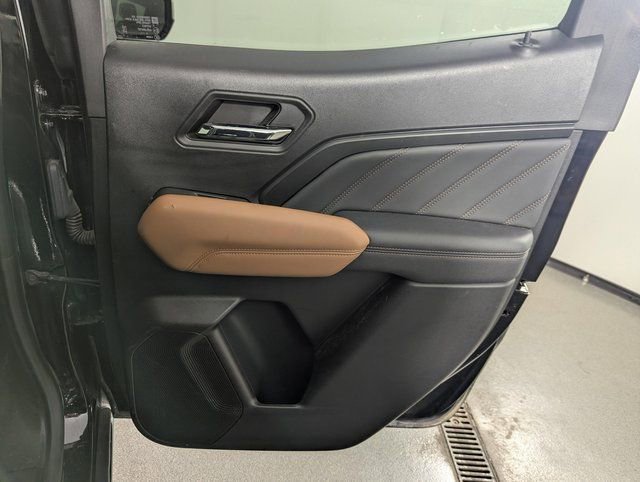 Used 2023 GMC Canyon AT4 w/ Technology Package image 19