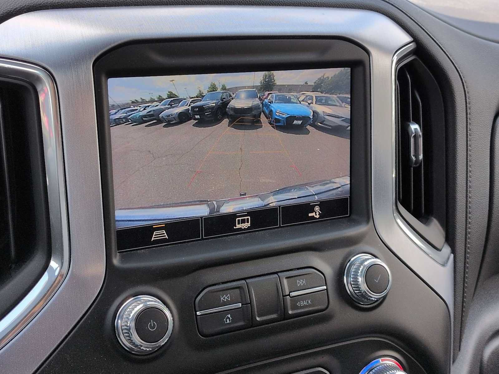Used 2021 GMC Sierra 1500 SLT w/ SLT Premium Plus Package AWD/4WD image 31