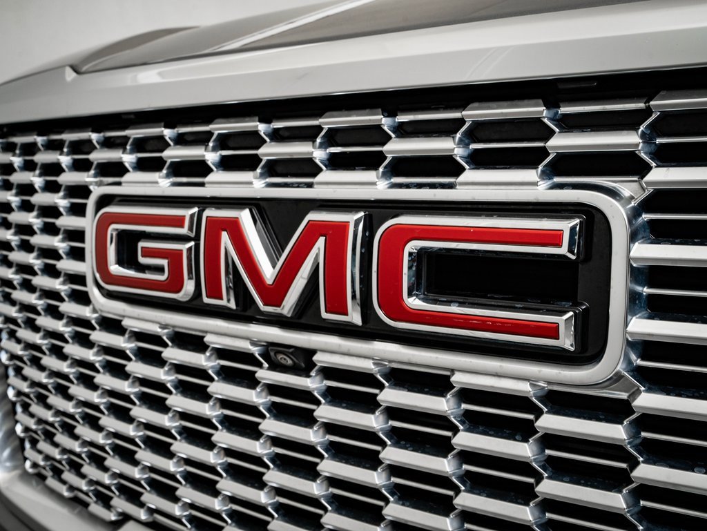 Used 2023 GMC Yukon Denali w/ Max Trailering Package image 3