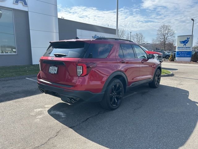 Used 2023 Ford Explorer ST w/ Equipment Group 401A image 7