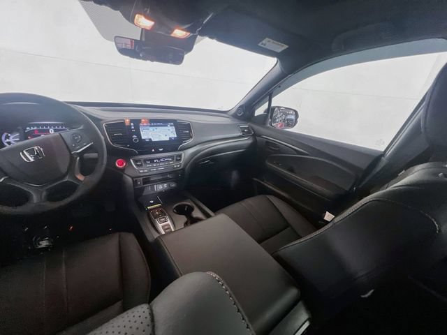 Used 2025 Honda Passport TrailSport image 21