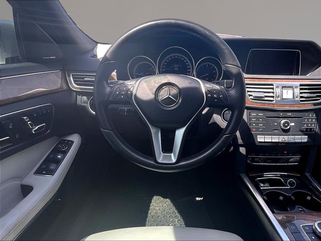Used 2016 Mercedes-Benz E 350 4MATIC Wagon image 8