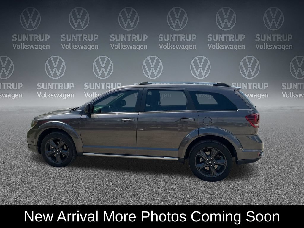 Used 2020 Dodge Journey Crossroad FWD image 2