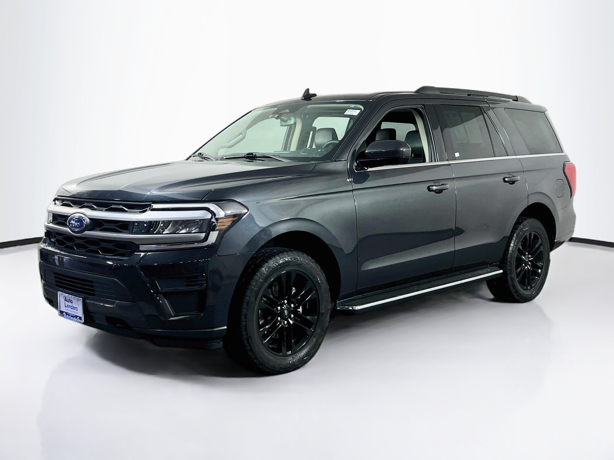 Used 2022 Ford Expedition XLT AWD/4WD image 1