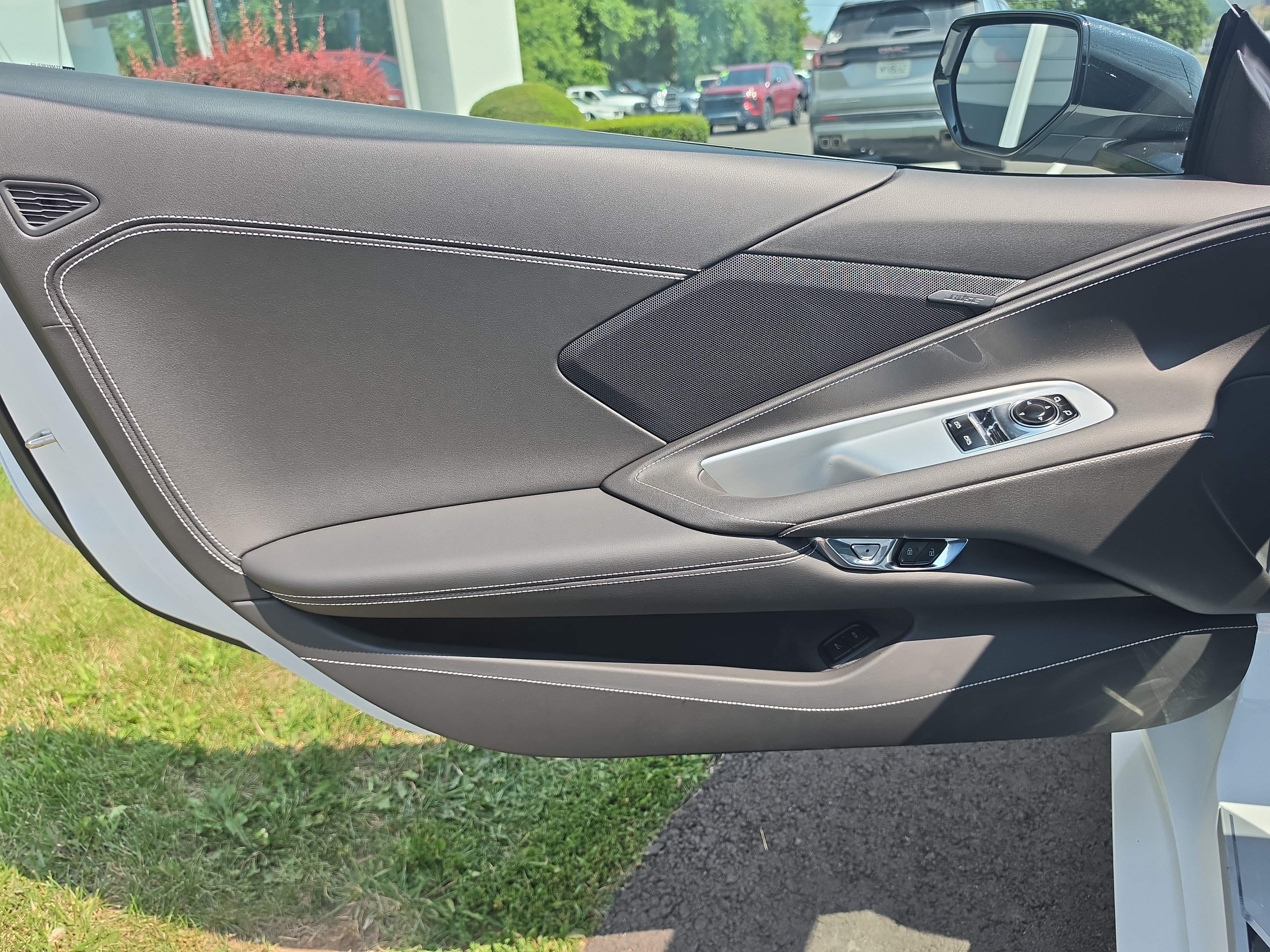New 2027 Chevrolet Corvette Stingray Coupe RWD image 16