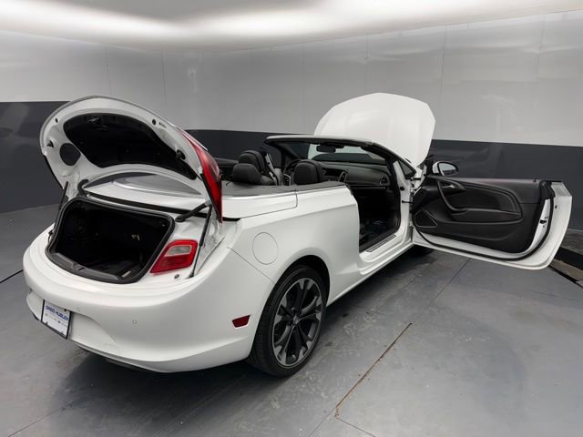 Used 2019 Buick Cascada Premium FWD image 30