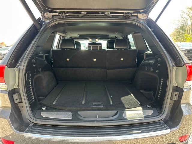 Used 2017 Jeep Grand Cherokee Limited AWD/4WD image 15