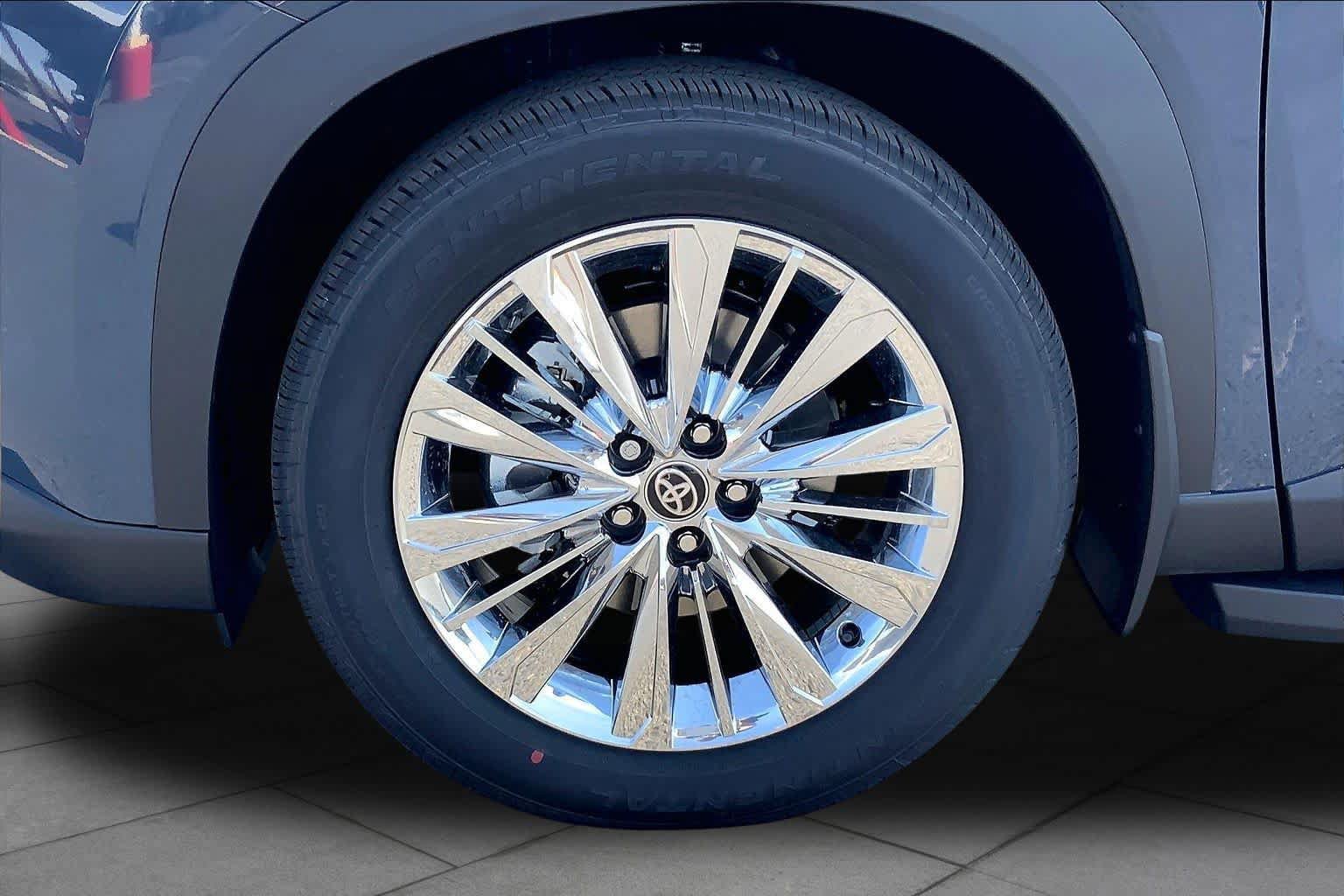New 2026 Toyota Grand Highlander AWD image 11