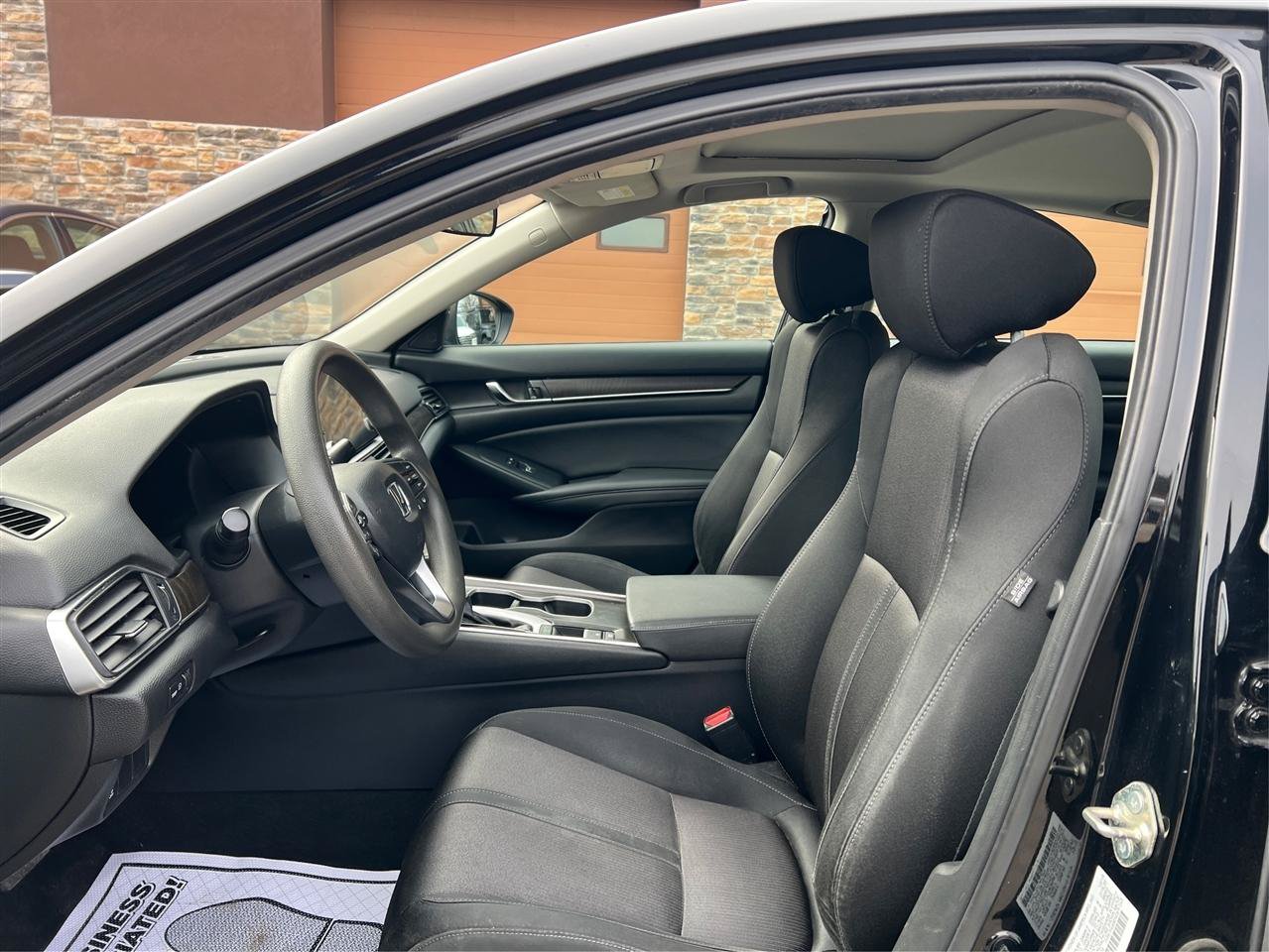 Used 2020 Honda Accord EX image 9