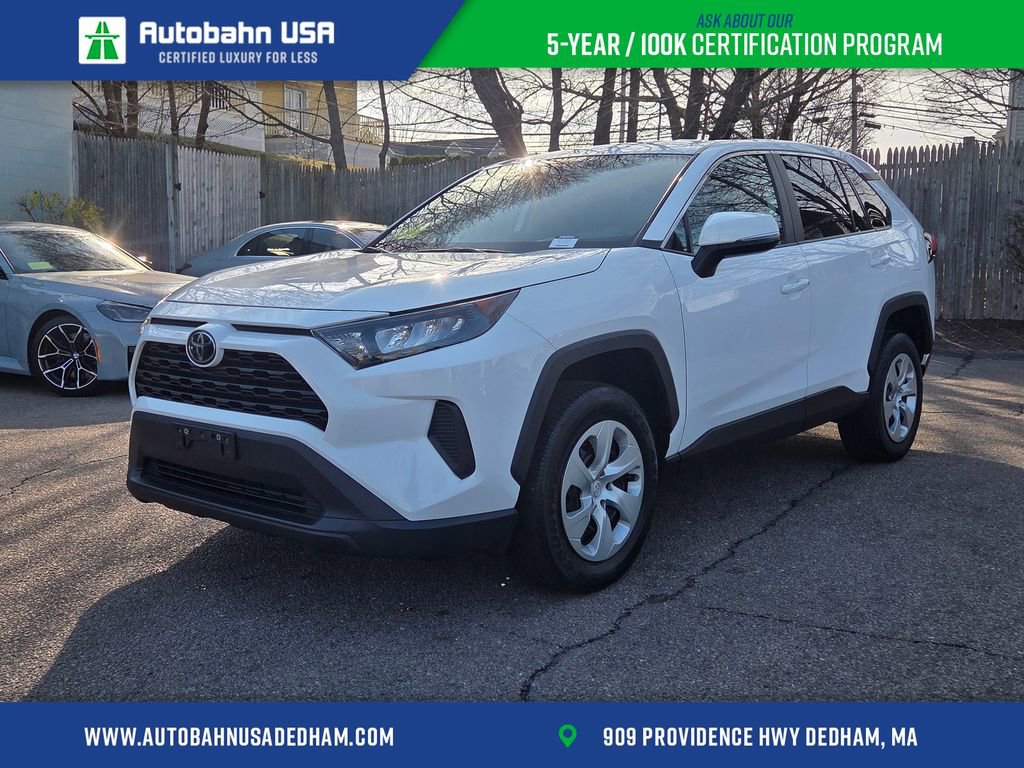 Used 2022 Toyota RAV4 LE AWD/4WD image 1