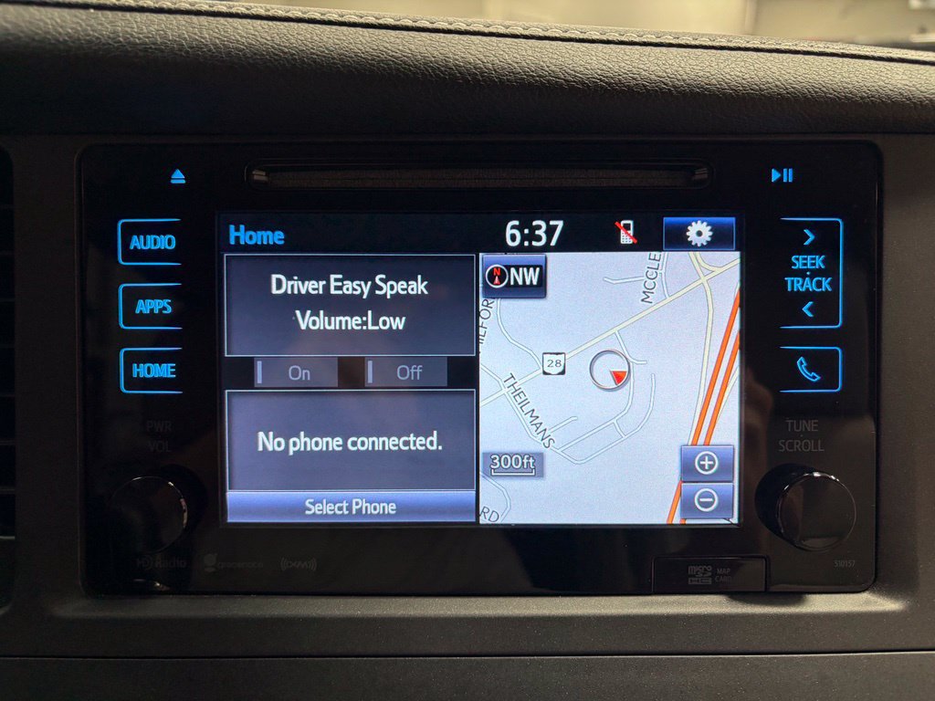 Used 2016 Toyota Sienna XLE w/ XLE Navigation Package FWD image 20