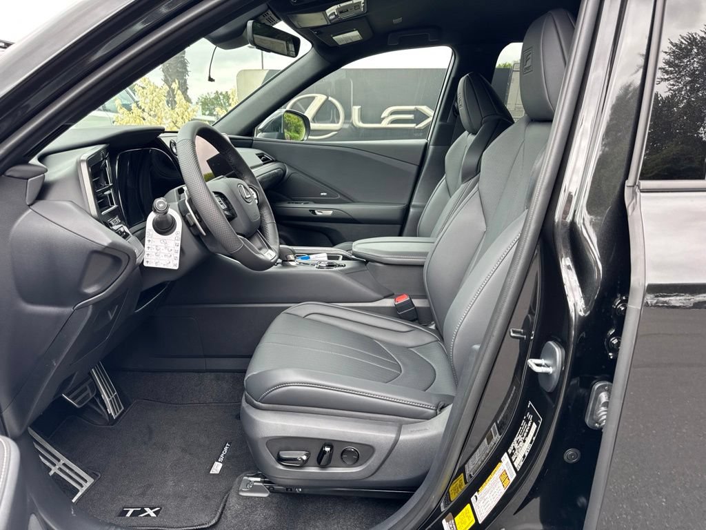 New 2026 Lexus TX 500h AWD image 4