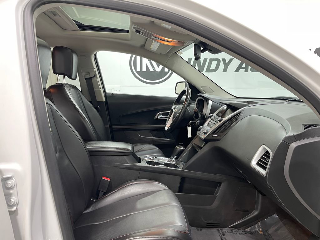 Used 2016 Chevrolet Equinox LTZ w/ Enhanced Convenience Package image 33