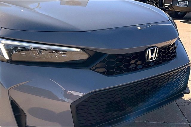 Used 2025 Honda Civic Sport image 30