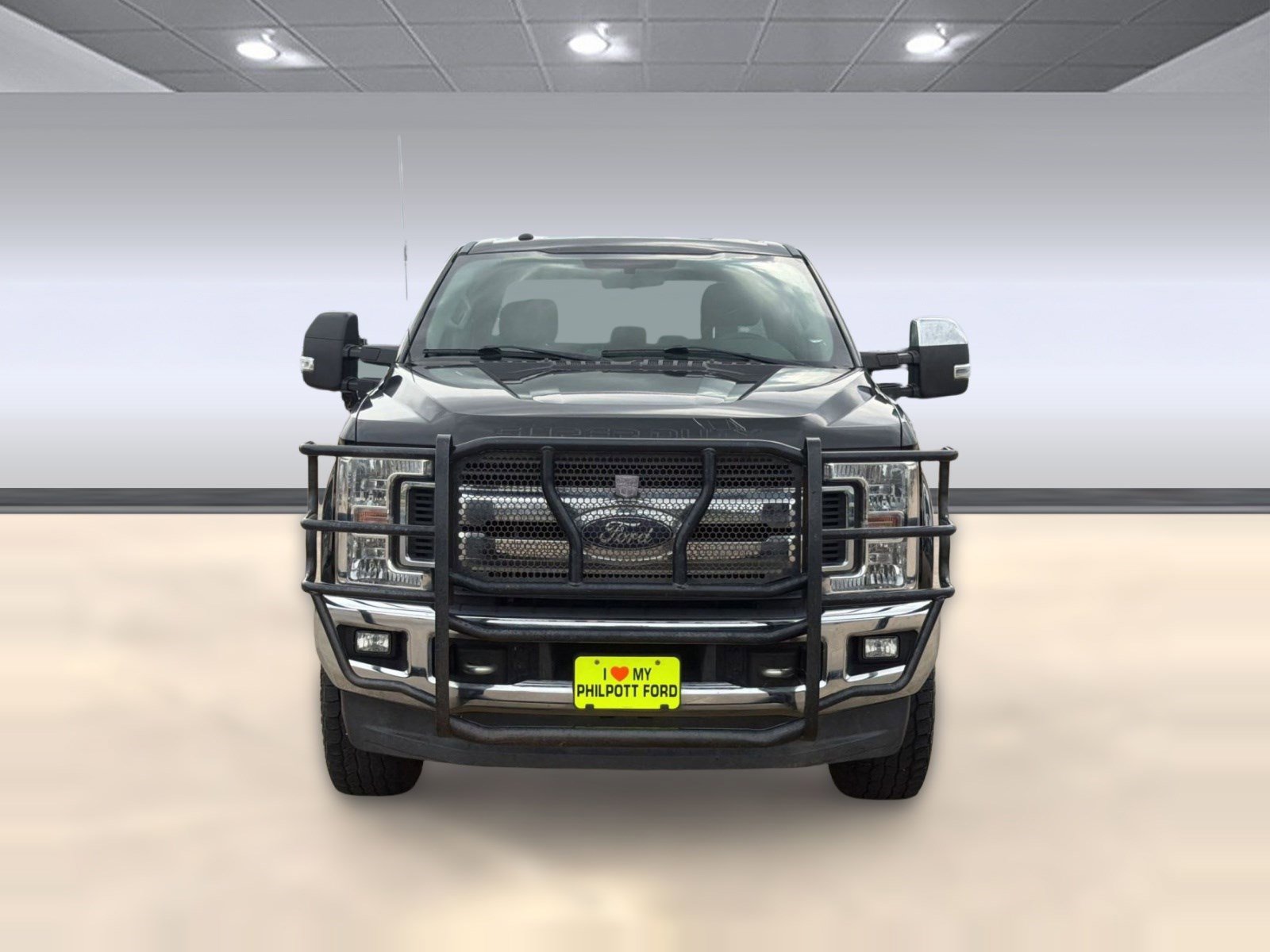 Used 2017 Ford F250 XLT w/ XLT Premium Package AWD/4WD image 6