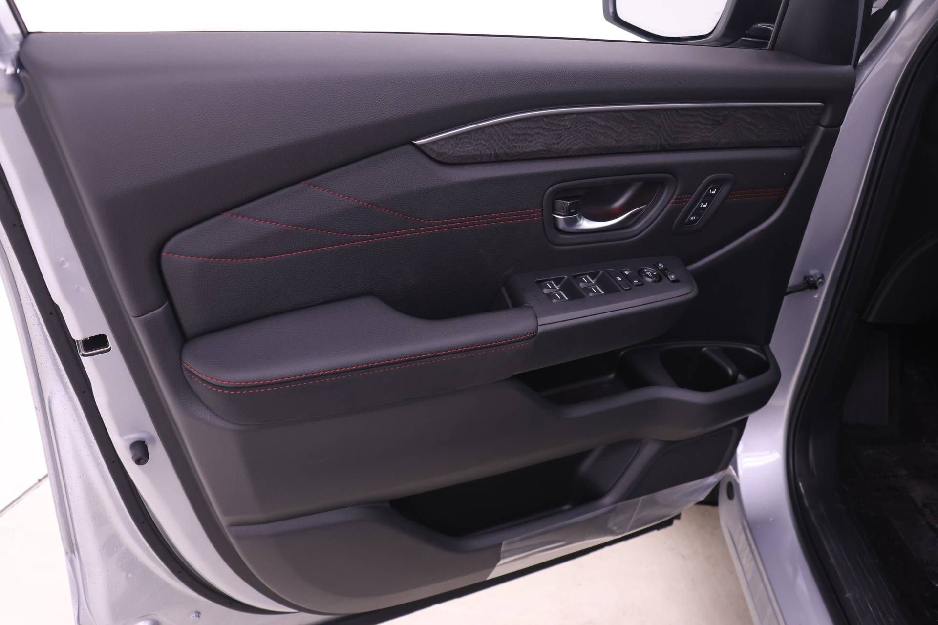 New 2026 Honda Pilot Black Edition image 9