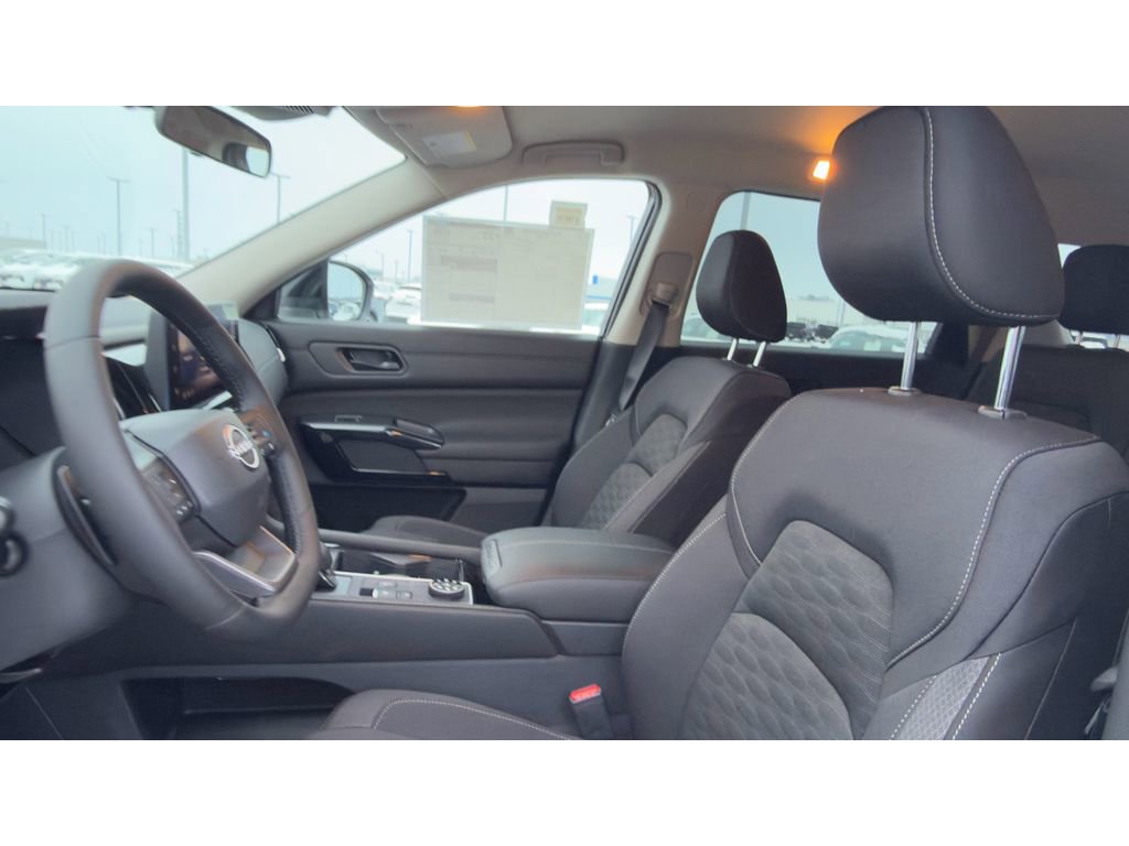 New 2026 Nissan Pathfinder SV image 26