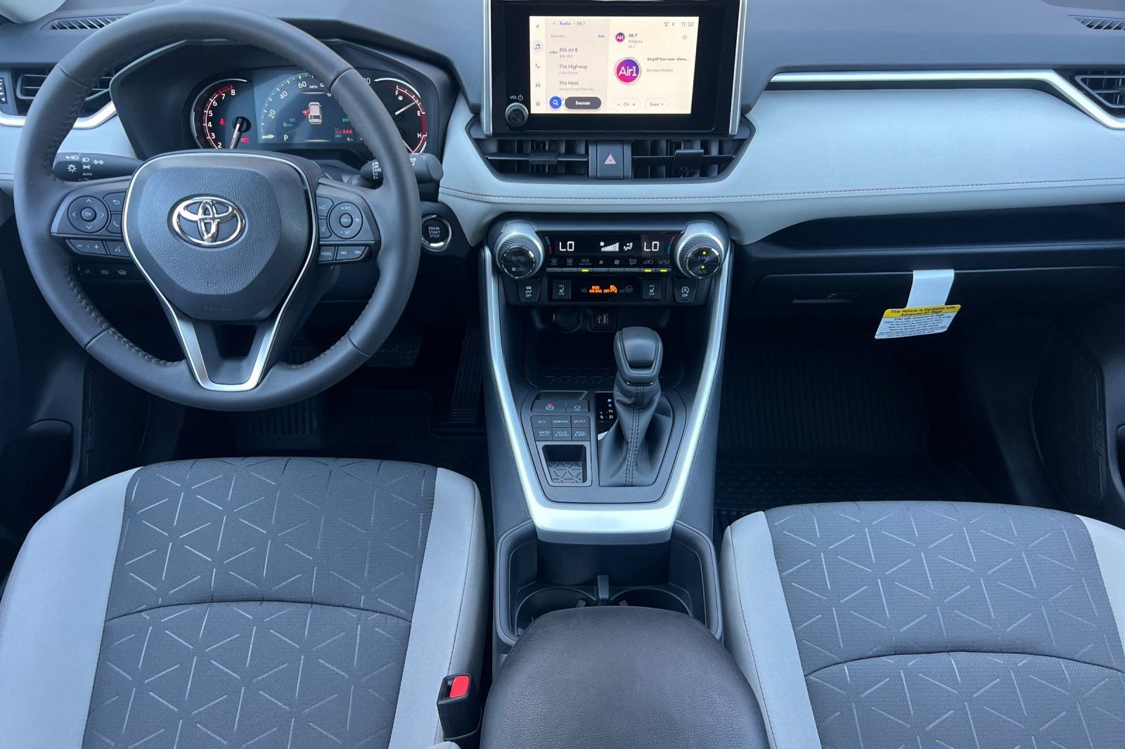 Used 2025 Toyota RAV4 XLE w/ Convenience Package AWD/4WD image 10