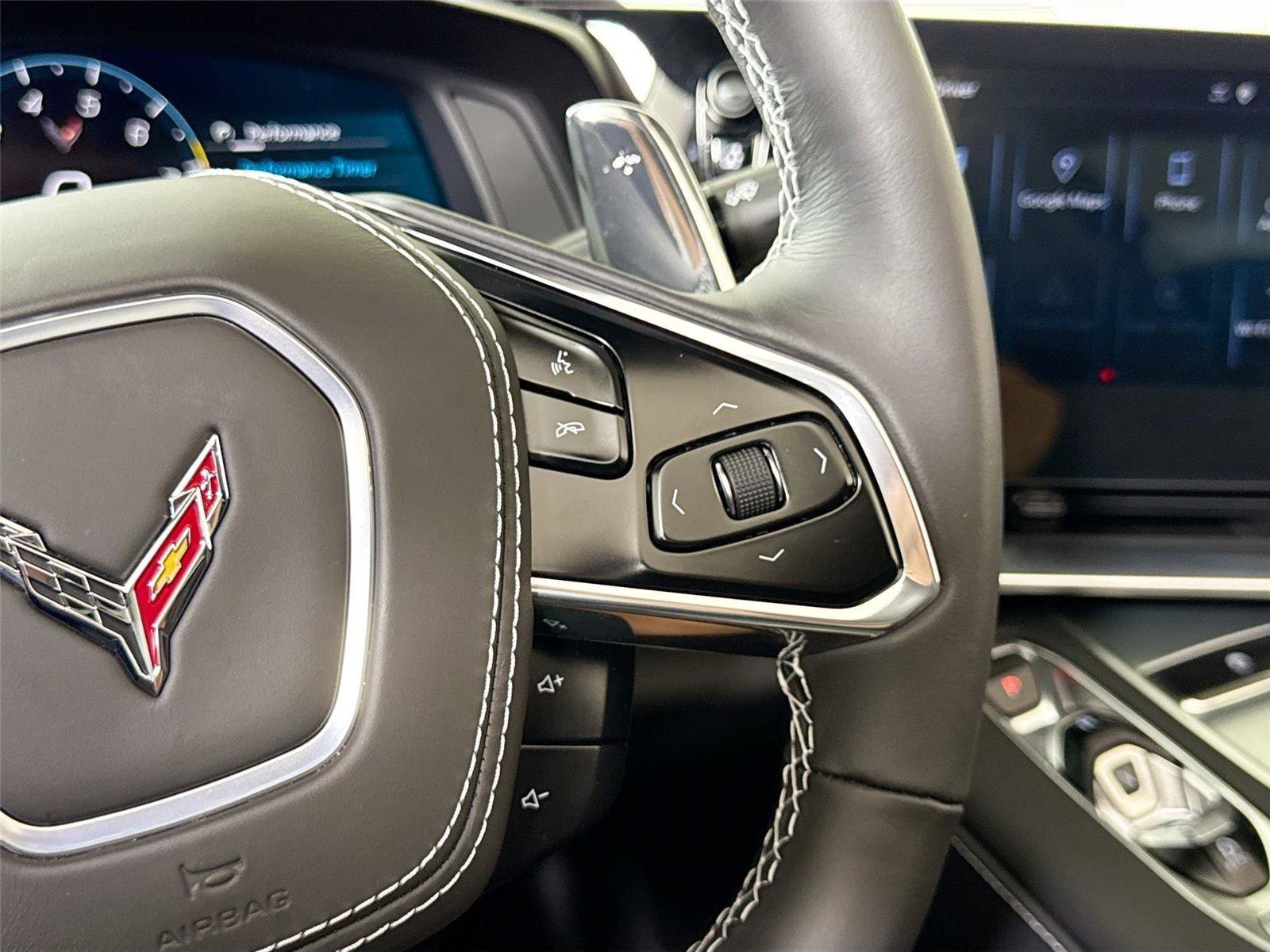 Used 2025 Chevrolet Corvette Z06 RWD image 23