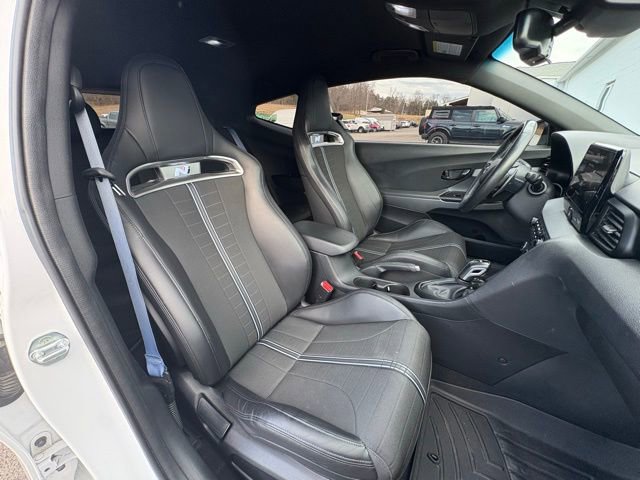 Used 2021 Hyundai Veloster N image 26