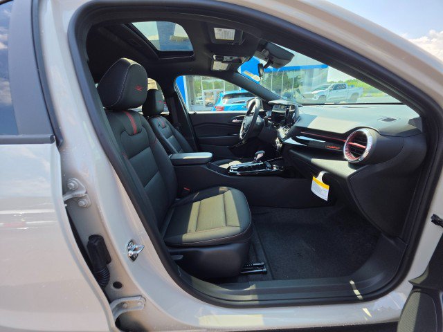 New 2026 Chevrolet Trax RS w/ Sunroof Package FWD image 12