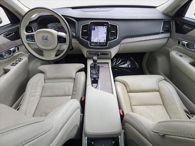 Used 2022 Volvo XC90 T6 Inscription w/ Advanced Package image 17