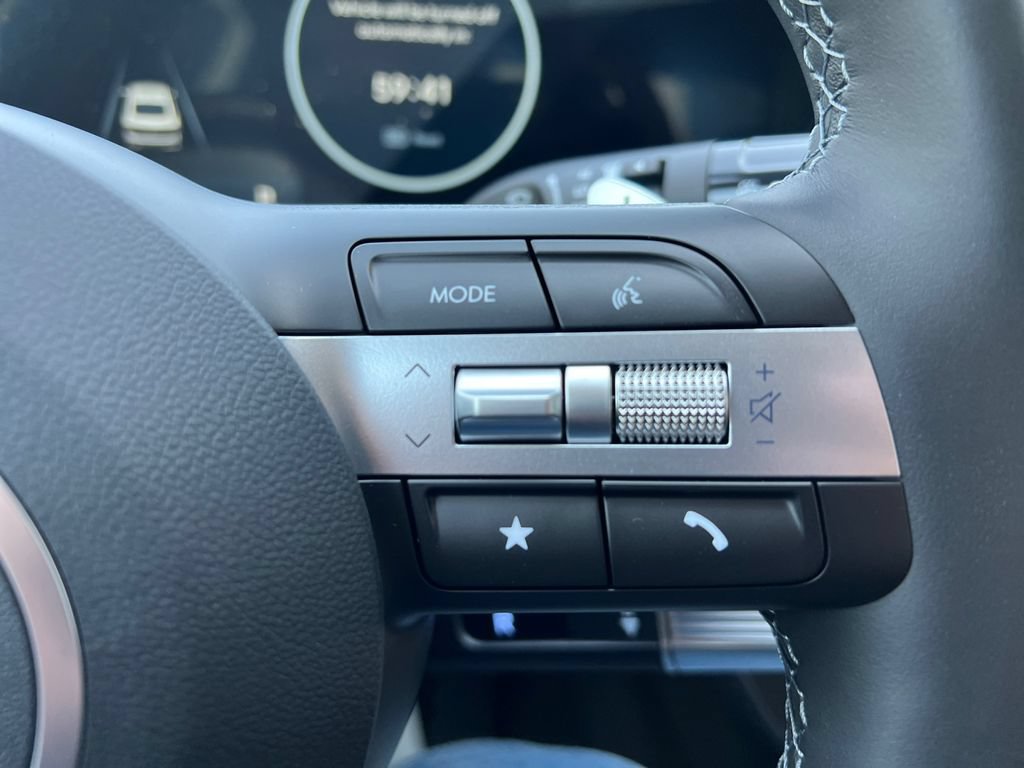 Certified 2025 Hyundai Sonata SEL FWD image 30