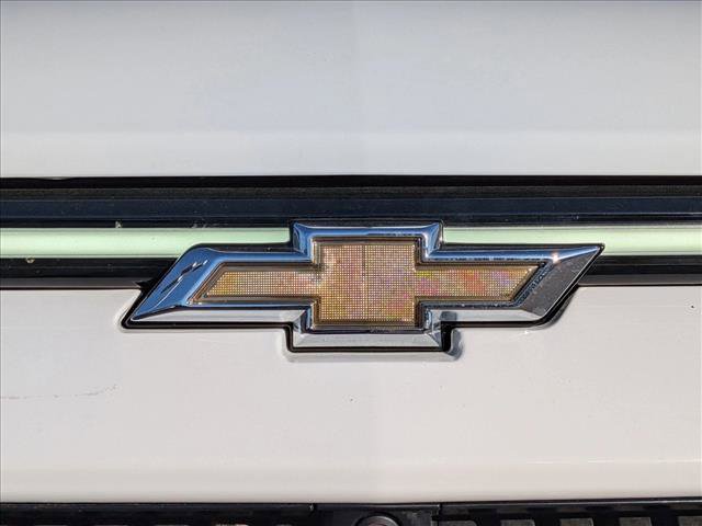 New 2026 Chevrolet Equinox EV LT image 17