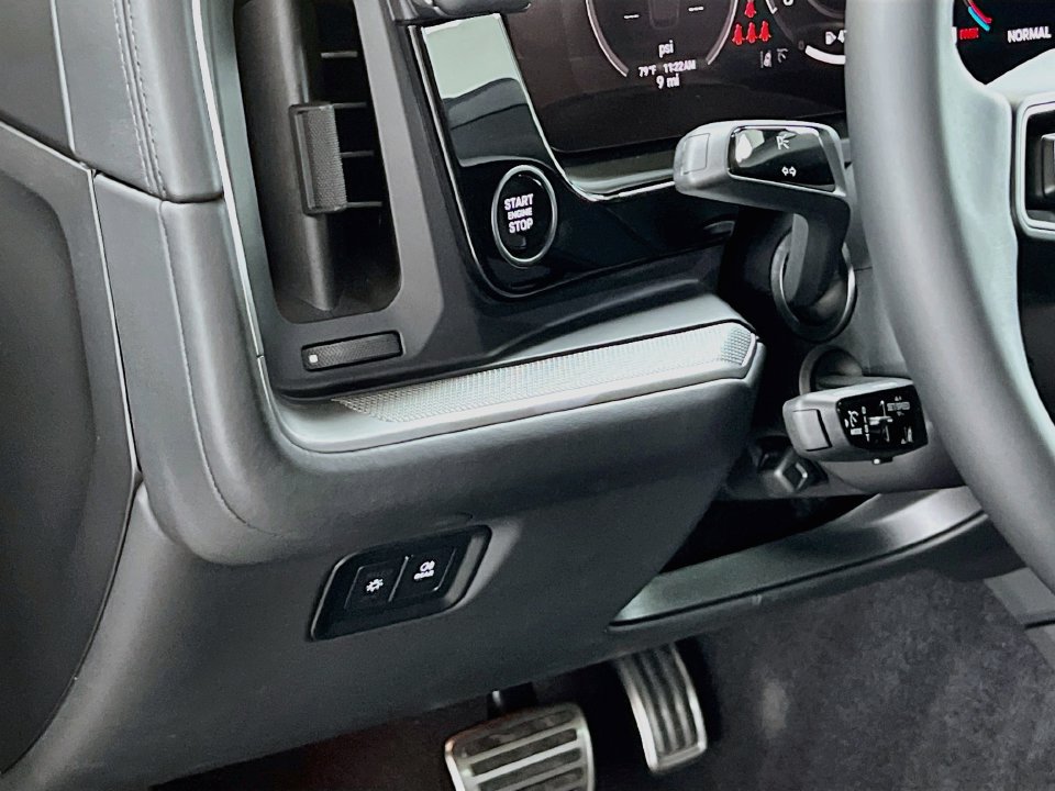 New 2026 Porsche Cayenne S AWD/4WD image 11