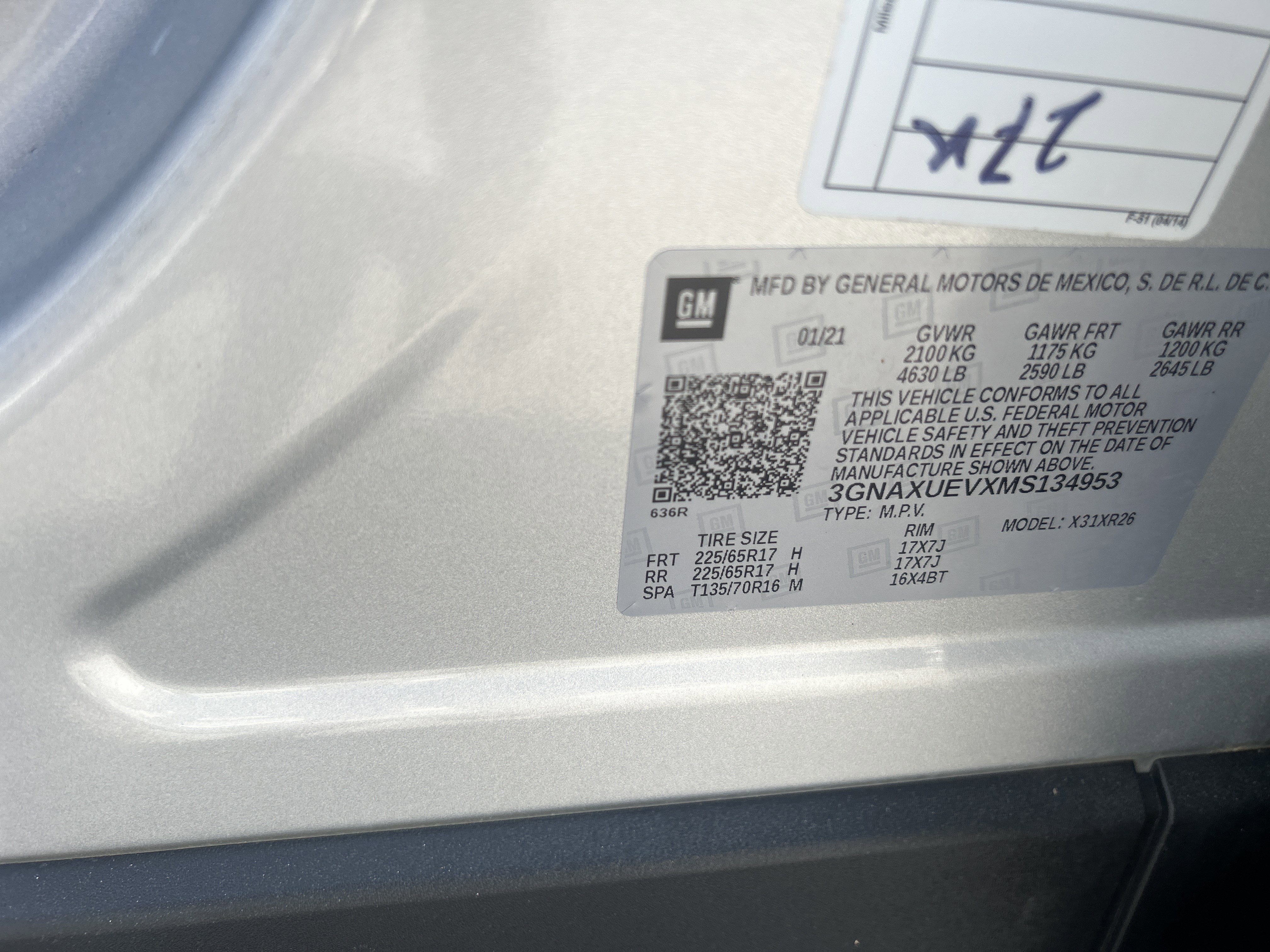 Used 2021 Chevrolet Equinox LT AWD/4WD image 32