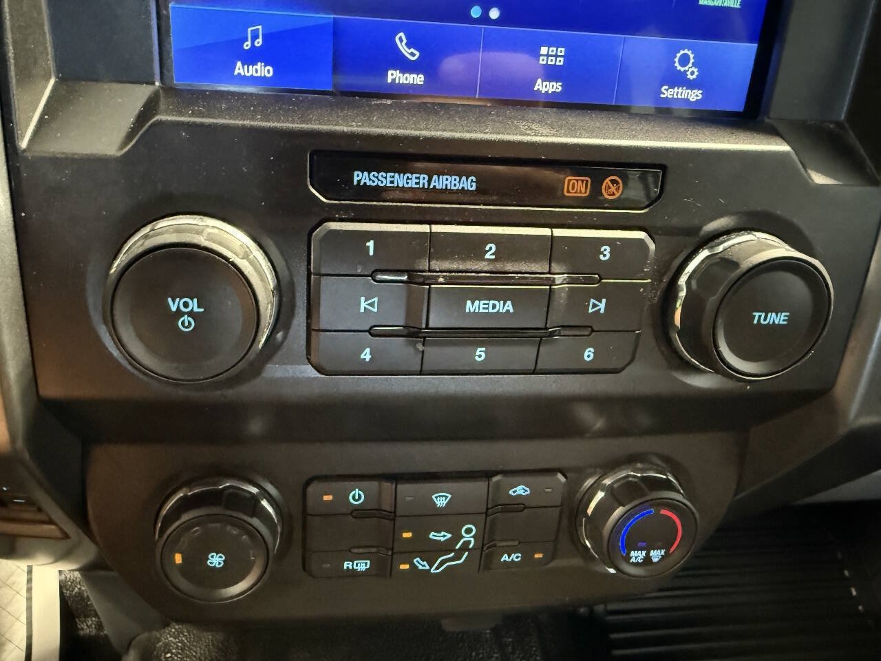 Used 2022 Ford F250 XLT w/ XLT Value Package AWD/4WD image 15