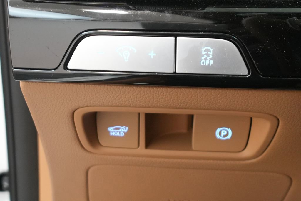 New 2025 Genesis G80 2.5T Advanced image 40