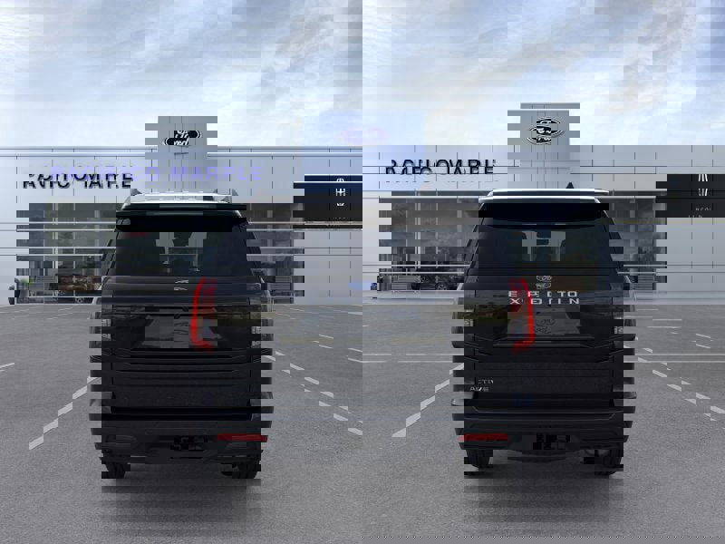 New 2026 Ford Expedition Active image 5