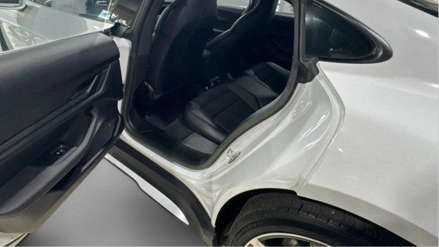 Used 2023 Porsche Taycan w/ Premium Package RWD image 16