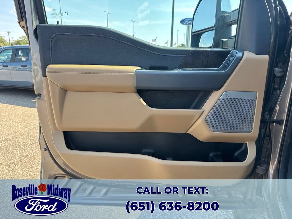 Used 2023 Ford F350 Lariat w/ Tow Technology Package AWD/4WD image 32