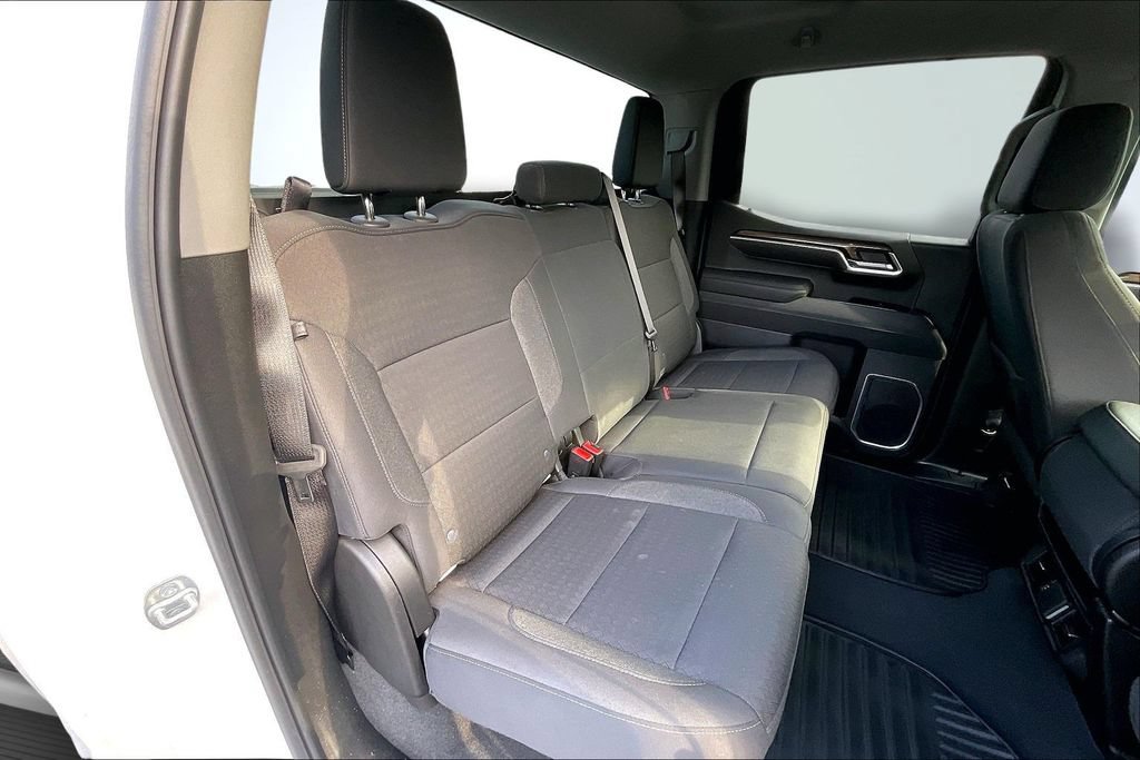 Used 2026 Chevrolet Silverado 1500 LT AWD/4WD image 27
