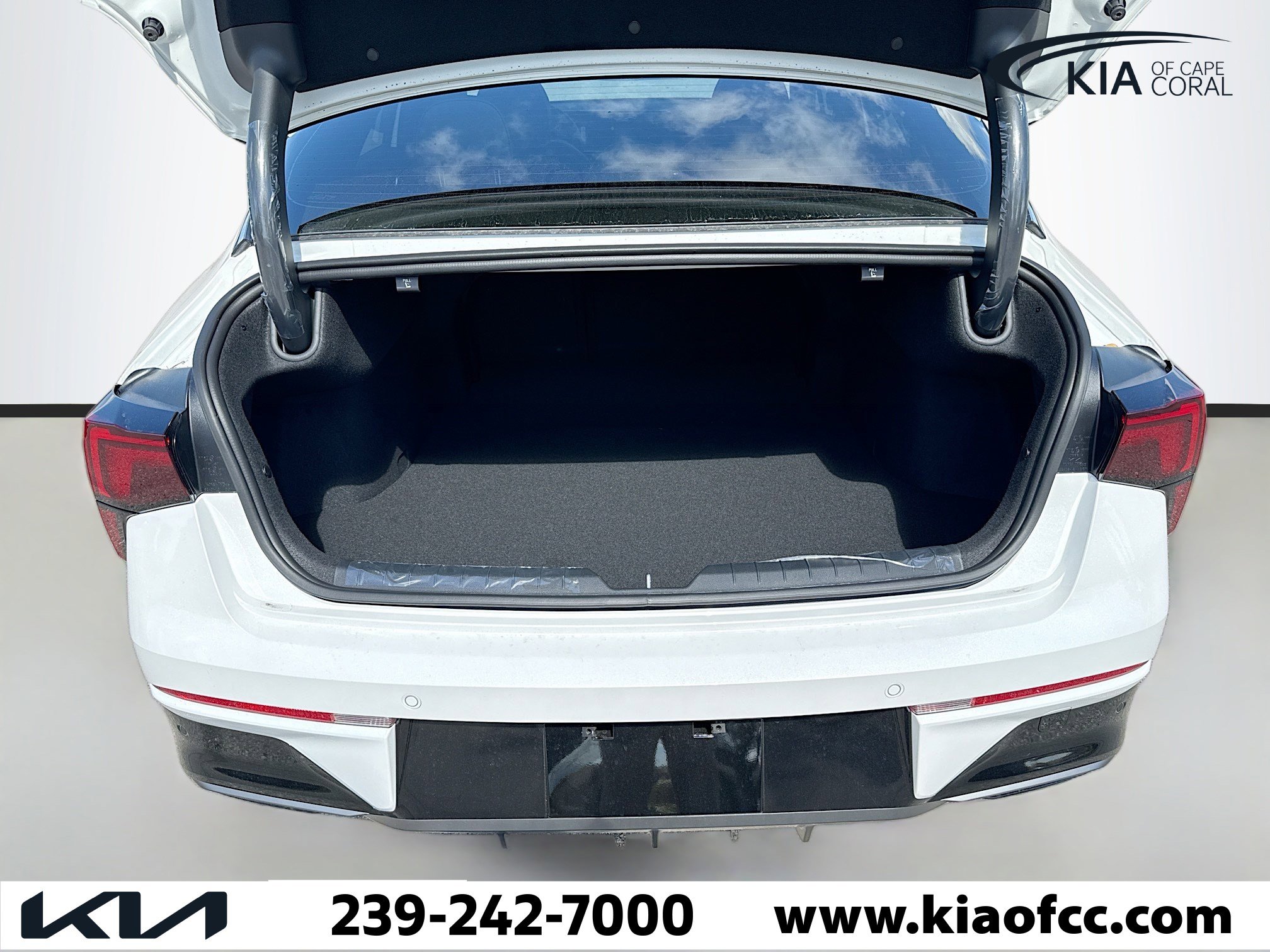 New 2026 Kia K5 GT-Line FWD image 11