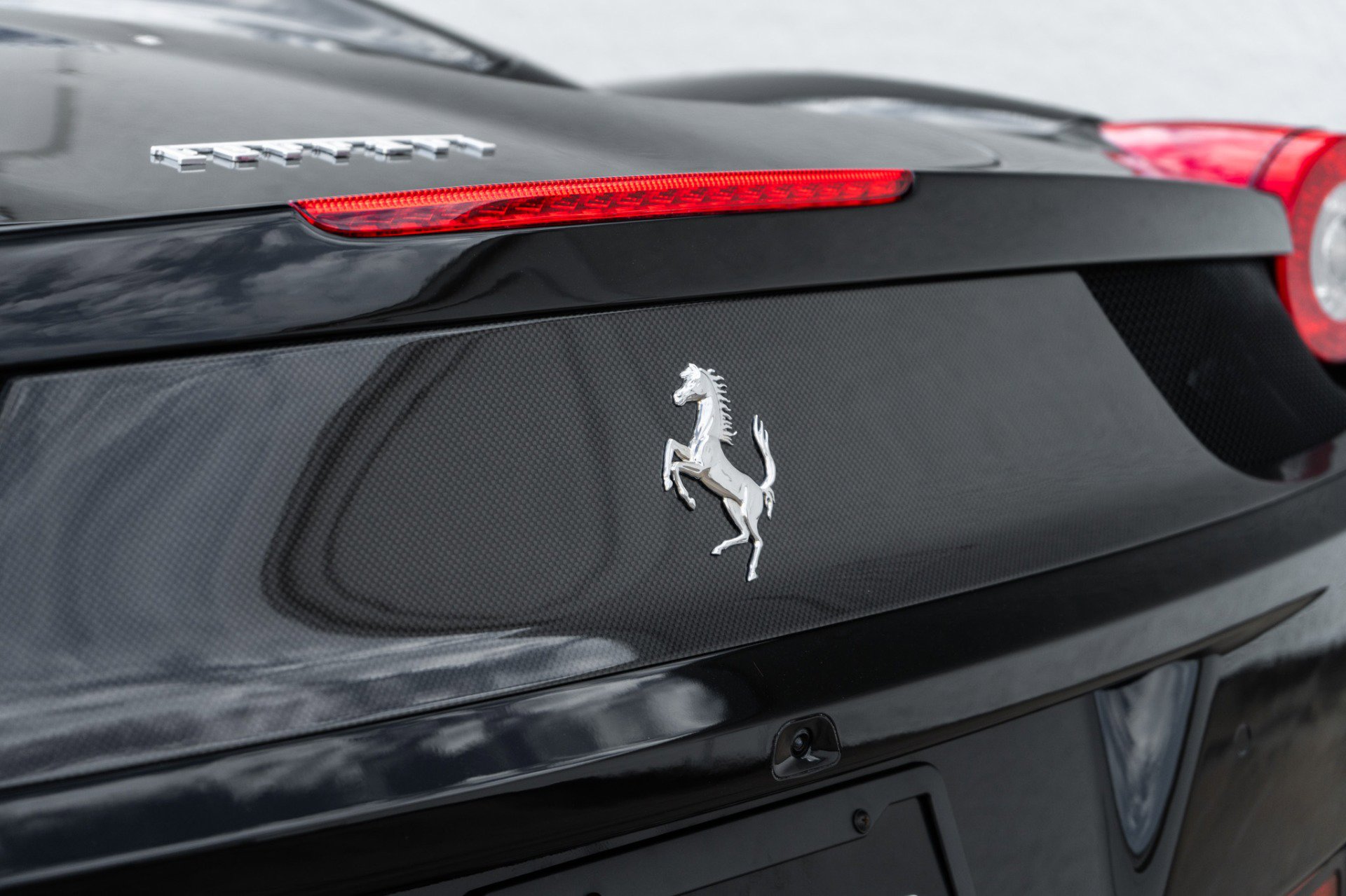 Used 2013 Ferrari 458 Spider image 34