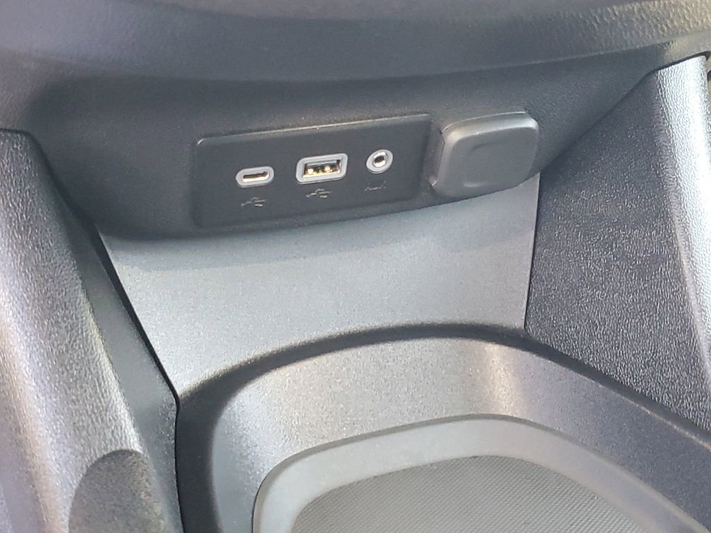 Used 2024 Chevrolet Malibu RS w/ LPO, Floor Liner Package FWD image 20