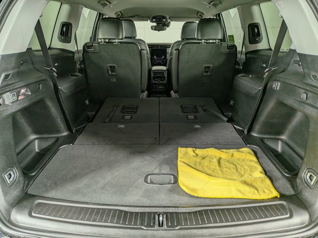 Certified 2023 Jeep Grand Cherokee L Limited image 11