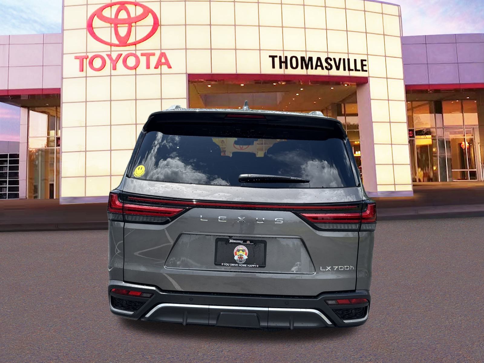 Used 2025 Lexus LX 700h F Sport image 6